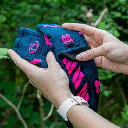 Chaussettes TRAIL ULTRA MID Bleu/Rose