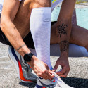 Chaussettes Run Marathon compression blanc/gris