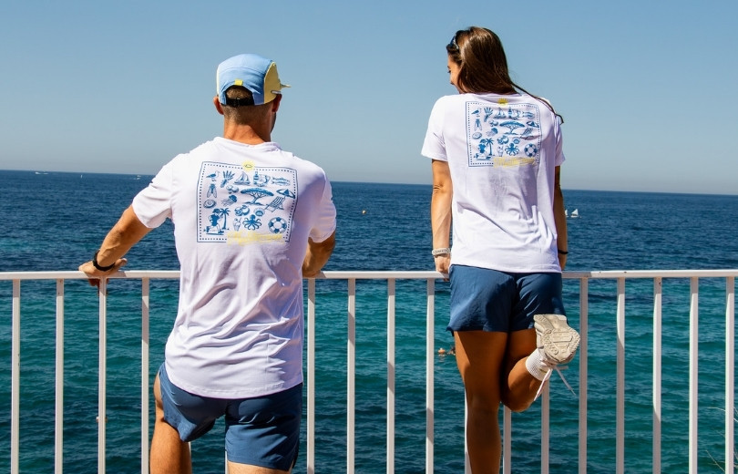 Découvrez la collection Méditerranée, une collection exclusive réunissant 4 essentiels pensés pour accompagner les sportifs avec le style et les couleurs du Sud !